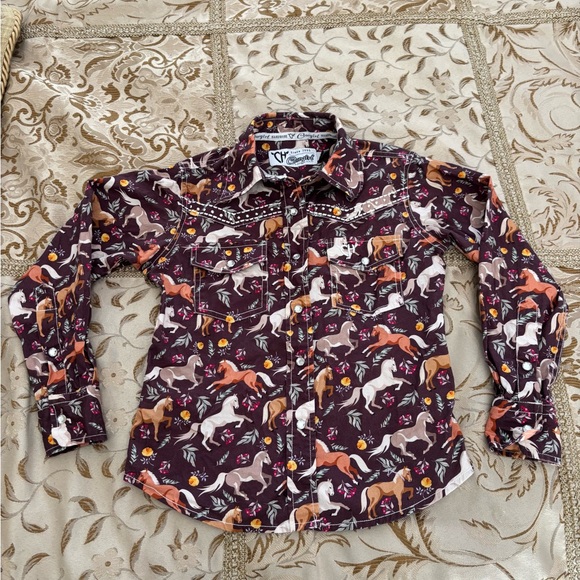 Cowgirl Hardware Other - Western Horse Print Shirt